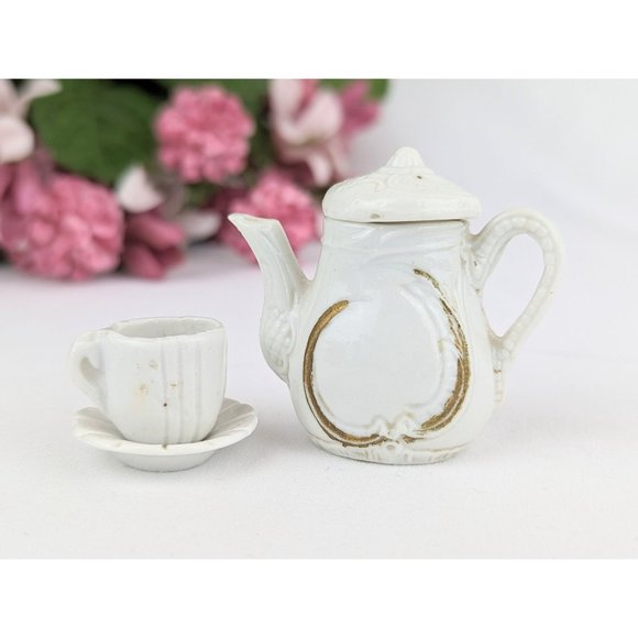 Antique White Porcelain Miniature Tea Set 9pc Dollhouse Tea Set Gold Trim 1900s - Picture 6 of 8
